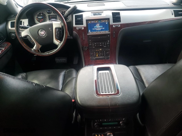 2010 Cadillac Escalade Premium with VIN 1GYUKCEF1AR159241, listed as a Copart auction lot 85061444 with 201,888 mi miles and Salvage Title. Bid and sale history available at carsss.com. Image 8.