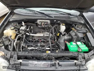 2007 Ford Escape XLS with VIN 1FMYU02Z47KB90057, listed as a Copart auction lot 44045855 with 198,461 mi miles and Non Repairable. Bid and sale history available at carsss.com. Image 12.