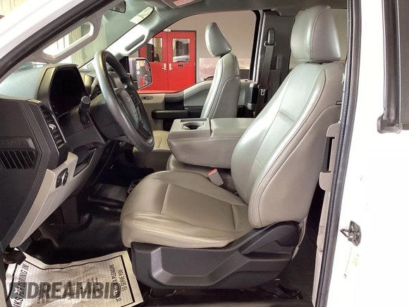 2017 Ford F-150 XL z VIN 1FTFX1EF3HFA12841, wystawiony jako IAAI lot #42414523 z przebiegiem 170 527 mil mil oraz . Historia ofert i sprzedaży dostępna na DreamBid. Obrazek 22.