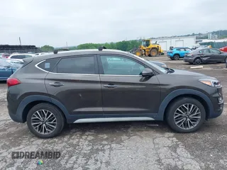 2020 Hyundai Tucson Sport with VIN KM8J3CAL2LU200876, listed as a IAAI auction lot 42528747 with 115,737 mi miles and . Bid and sale history available at DreamBid. Image 14.