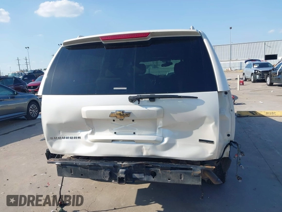 2010 Chevrolet Suburban LTZ with VIN 1GNUCKE06AR277074, listed as a IAAI auction lot 41828184 with 260,839 mi miles. Bid and sale history available at carsss.com. Image 6.