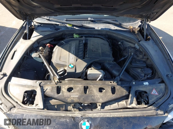 2013 BMW 5 Series 535i xDrive with VIN WBAFU7C51DDU69401, listed as a IAAI auction lot 42340780 with 193,869 mi miles and . Bid and sale history available at DreamBid. Image 10.