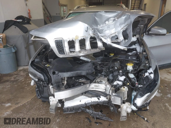2019 Jeep Cherokee Limited with VIN 1C4PJLDB9KD402913, listed as a IAAI auction lot 40760506 with 106,393 mi miles and . Bid and sale history available at DreamBid. Image 6.