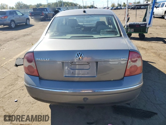 2004 Volkswagen Passat GLX z VIN WVWRH63B14P058955, wystawiony jako Copart lot #75076284 z przebiegiem 160 844 mil mil oraz Czysty tytuł • Clean title. Historia ofert i sprzedaży dostępna na DreamBid. Obrazek 6.