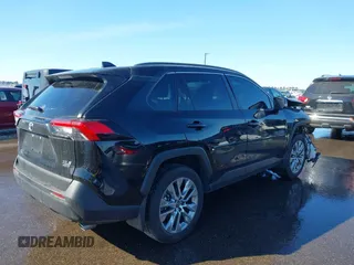 2023 Toyota RAV4 XLE Premium with VIN 2T3A1RFV1PW396812, listed as a IAAI auction lot 41753002 with 118,255 mi miles. Bid and sale history available at carsss.com. Image 4.