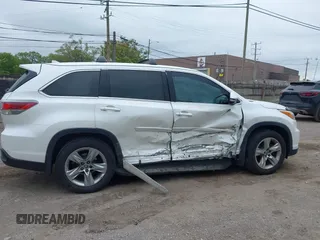 2016 Toyota Highlander Limited with VIN 5TDDKRFHXGS269529, listed as a IAAI auction lot 42365574 with 108,241 mi miles and . Bid and sale history available at DreamBid. Image 13.