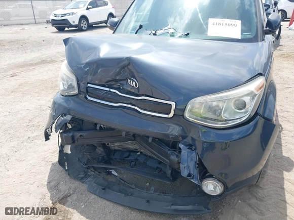 2015 Kia Soul ! with VIN KNDJX3A52F7225256, listed as a IAAI auction lot 41815099 with 87,512 mi miles. Bid and sale history available at carsss.com. Image 6.