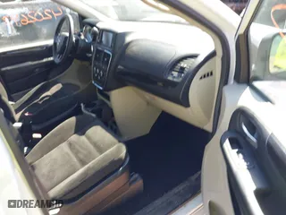 2018 Dodge Grand Caravan SE with VIN 2C4RDGBG6JR362565, listed as a IAAI auction lot 42026937 with 146,920 mi miles. Bid and sale history available at carsss.com. Image 5.