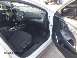 2018 Chevrolet Malibu LT with VIN 1G1ZD5ST8JF250013, listed as a IAAI auction lot 41876893 with 99,013 mi miles. Bid and sale history available at carsss.com. Image 5.