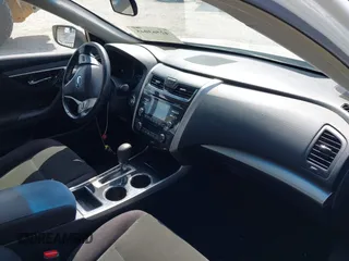 2013 Nissan Altima SV with VIN 1N4AL3APXDN420162, listed as a IAAI auction lot 42563045 with 80,750 mi miles and . Bid and sale history available at DreamBid. Image 5.