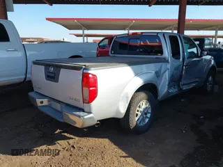 2015 Nissan Frontier SV z VIN 1N6AD0CW8FN737531, wystawiony jako IAAI lot #40278710 z przebiegiem 136 517 mil mil oraz . Historia ofert i sprzedaży dostępna na DreamBid. Obrazek 6.