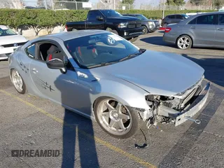 2014 Scion FR-S z VIN JF1ZNAA14E8703783, wystawiony jako IAAI lot #41296932 z przebiegiem 114 808 mil mil oraz . Historia ofert i sprzedaży dostępna na DreamBid. Obrazek 1.
