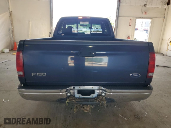 1999 Ford F-150 XL z VIN 1FTRX17L5XNB13867, wystawiony jako Copart lot #57616185 z przebiegiem Nie podano mil oraz Nie do naprawy • Non repairable. Historia ofert i sprzedaży dostępna na DreamBid. Obrazek 6.