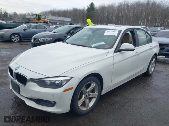 2014 BMW 3 Series 328i xDrive with VIN WBA3B5C55EP543478, listed as a IAAI auction lot 41629266 with 150,595 mi miles and . Bid and sale history available at DreamBid. Image 18.