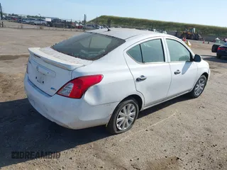 2014 Nissan Versa SV with VIN 3N1CN7AP3EL844498, listed as a IAAI auction lot 42086659 with 1 mi miles. Bid and sale history available at carsss.com. Image 4.