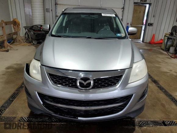 2012 Mazda CX-9 Touring z VIN JM3TB3CV5C0347593, wystawiony jako Copart lot #55675705 z przebiegiem 179 777 mil mil oraz Szkody całkowita. Historia ofert i sprzedaży dostępna na DreamBid. Obrazek 5.