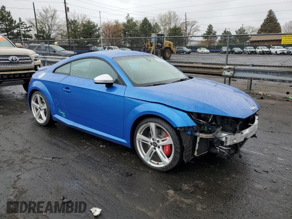 2017 Audi TTS z VIN TRUC1AFV6H1016086, wystawiony jako Copart lot #50649944 z przebiegiem 35 209 mil mil oraz . Historia ofert i sprzedaży dostępna na DreamBid. Obrazek 4.
