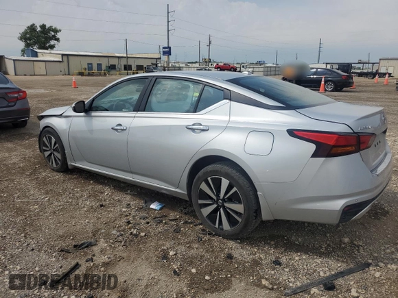 2022 Nissan Altima SV z VIN 1N4BL4DV3NN329658, wystawiony jako Copart lot #54952755 z przebiegiem 26 364 mil mil oraz Szkoda całkowita • Salvage title. Historia ofert i sprzedaży dostępna na DreamBid. Obrazek 2.