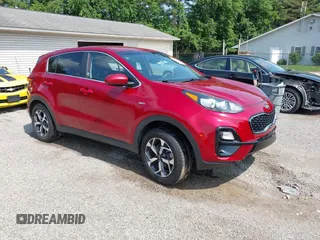 2020 Kia Sportage LX z VIN KNDPMCAC6L7643302, wystawiony jako IAAI lot #42436187 z przebiegiem 57 449 mil mil oraz . Historia ofert i sprzedaży dostępna na DreamBid. Obrazek 1.