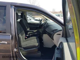2020 Dodge Grand Caravan SE Plus with VIN 2C4RDGBG5LR234286, listed as a IAAI auction lot 41805712 with 65,609 mi miles. Bid and sale history available at carsss.com. Image 5.