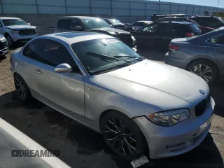 2009 BMW 1 Series 128i with VIN WBAUP93529VF48915, listed as a Copart auction lot 80310034 with 143,208 mi miles and Salvage title. Bid and sale history available at DreamBid. Image 4.