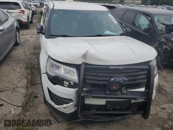 2016 Ford Utility Police Interceptor with VIN 1FM5K8ARXGGC26877, listed as a Copart auction lot 64150904 with 215,019 mi miles and Salvage Title. Bid and sale history available at carsss.com. Image 5.