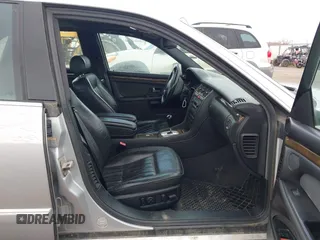 2001 Audi S8 z VIN WAUGU54D41N012957, wystawiony jako IAAI lot #41916244 z przebiegiem Nie podano mil oraz . Historia ofert i sprzedaży dostępna na DreamBid. Obrazek 5.