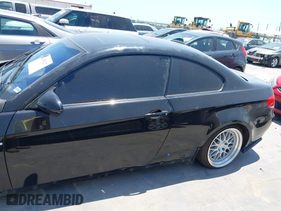 2010 BMW M3 with VIN WBSWD9C55AP362627, listed as a IAAI auction lot 42458127 with 106,989 mi miles and . Bid and sale history available at DreamBid. Image 15.