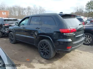 2018 Jeep Grand Cherokee Laredo E with VIN 1C4RJFAG2JC280670, listed as a IAAI auction lot 41686231 with 84,511 mi miles. Bid and sale history available at carsss.com. Image 14.