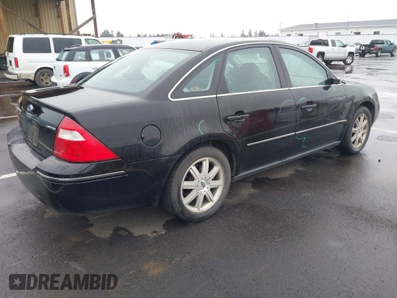 2005 Ford Five Hundred Limited with VIN 1FAHP28175G127971, listed as a IAAI auction lot 41798451 with Not Provided miles. Bid and sale history available at carsss.com. Image 4.