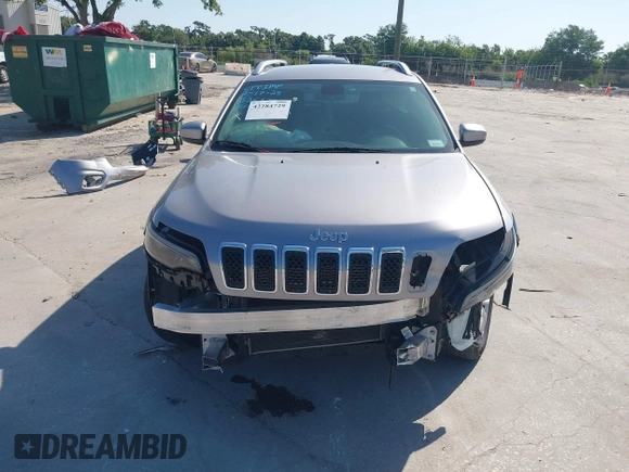 2020 Jeep Cherokee Latitude with VIN 1C4PJLCB7LD542428, listed as a IAAI auction lot 42284729 with 98,111 mi miles and . Bid and sale history available at DreamBid. Image 13.