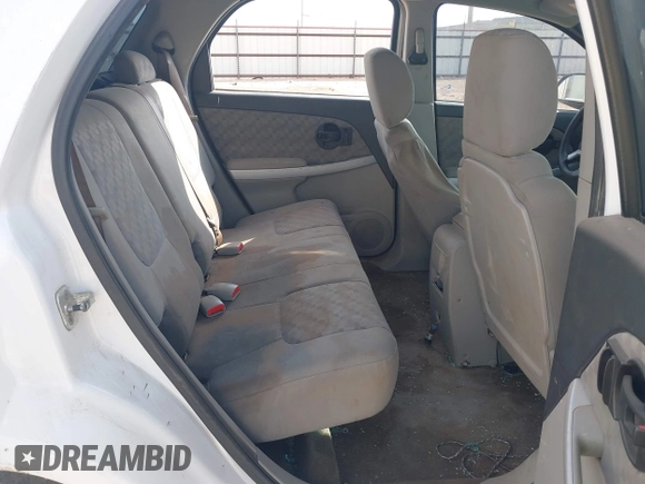 2009 Chevrolet Equinox LS with VIN 2CNDL13F896211199, listed as a IAAI auction lot 41857620 with 272,763 mi miles. Bid and sale history available at carsss.com. Image 8.