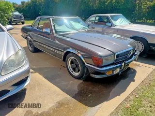 1985 Mercedes-Benz SL with VIN WDB1070461A016531, listed as a Copart auction lot 56731985 with 64,889 mi miles and Clean title. Bid and sale history available at DreamBid. Image 1.