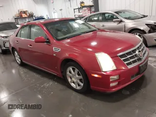 2008 Cadillac STS RWD z VIN 1G6DW67VX80125610, wystawiony jako IAAI lot #42280815 z przebiegiem 207 192 mil mil oraz . Historia ofert i sprzedaży dostępna na DreamBid. Obrazek 1.