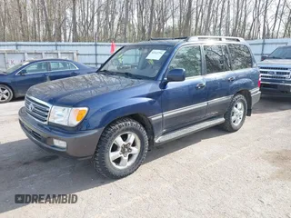 2004 Toyota Land Cruiser with VIN JTEHT05J942054673, listed as a IAAI auction lot 42112791 with 206,784 mi miles. Bid and sale history available at carsss.com. Image 20.