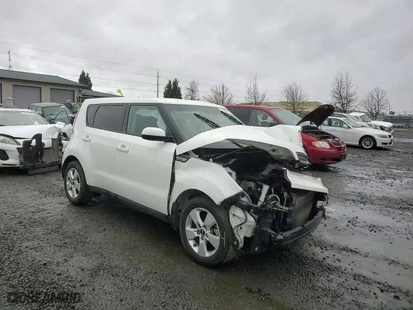 2019 Kia Soul with VIN KNDJN2A29K7665233, listed as a Copart auction lot 47465995 with 34,966 mi miles and Salvage Title. Bid and sale history available at carsss.com. Image 10.