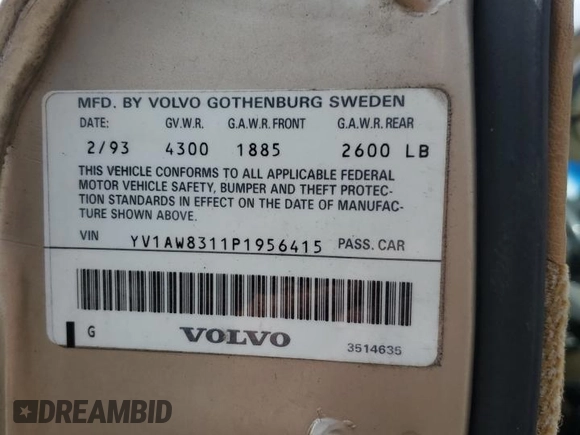 1993 Volvo 240 z VIN YV1AW8311P1956415, wystawiony jako Copart lot #55122855 z przebiegiem 276 658 mil mil oraz Szkoda całkowita • Salvage title. Historia ofert i sprzedaży dostępna na DreamBid. Obrazek 13.