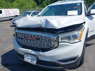 2018 GMC Acadia SLT z VIN 1GKKNMLS5JZ138987, wystawiony jako IAAI lot #42192278 z przebiegiem 109 724 mil mil oraz . Historia ofert i sprzedaży dostępna na DreamBid. Obrazek 6.
