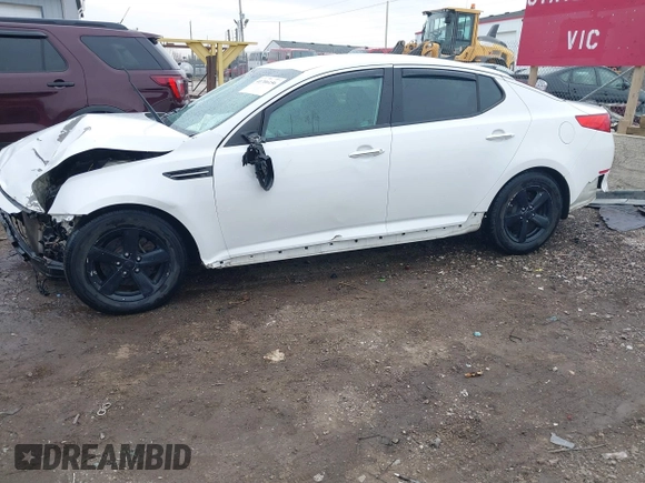 2015 Kia Optima LX with VIN KNAGM4A72F5654352, listed as a IAAI auction lot 41706156 with 119,000 mi miles. Bid and sale history available at carsss.com. Image 15.