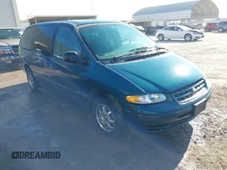 2000 Chrysler Voyager SE z VIN 1C4GJ44G1YB729215, wystawiony jako IAAI lot #41313821 z przebiegiem 147 467 mil mil oraz . Historia ofert i sprzedaży dostępna na DreamBid. Obrazek 1.