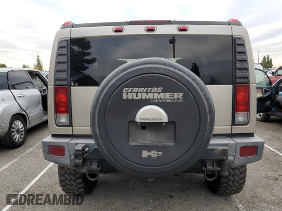2006 Hummer H2 with VIN 5GRGN23U86H122396, listed as a Copart auction lot 82355744 with 315,923 mi miles and Clean Title. Bid and sale history available at carsss.com. Image 6.