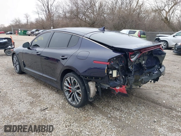 2020 Kia Stinger GT with VIN KNAE35LC4L6084421, listed as a IAAI auction lot 41697896 with 51,191 mi miles. Bid and sale history available at carsss.com. Image 3.