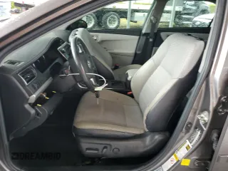 2015 Toyota Camry XLE z VIN 4T1BF1FKXFU002986, wystawiony jako Copart lot #56535815 z przebiegiem 163 382 mil mil oraz Szkoda całkowita • Salvage title. Historia ofert i sprzedaży dostępna na DreamBid. Obrazek 7.