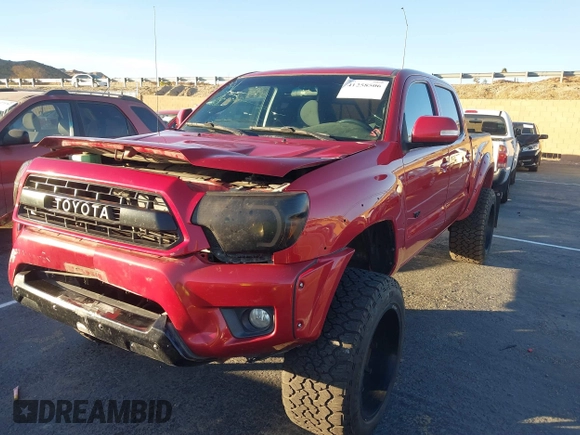 2014 Toyota Tacoma PreRunner with VIN 5TFJU4GN4EX060590, listed as a IAAI auction lot 41258506 with 137,939 mi miles. Bid and sale history available at carsss.com. Image 17.