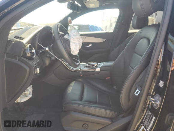 2019 Mercedes-Benz GLC 300 with VIN WDC0J4KB0KF583554, listed as a Copart auction lot 51071455 with 35,418 mi miles and Salvage Title. Bid and sale history available at DreamBid. Image 7.