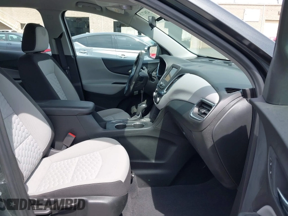 2020 Chevrolet Equinox LS with VIN 2GNAXHEV6L6273594, listed as a IAAI auction lot 42047135 with 56,028 mi miles and . Bid and sale history available at DreamBid. Image 5.
