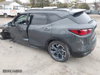 2020 Chevrolet Blazer RS with VIN 3GNKBKRS4LS636461, listed as a IAAI auction lot 41623270 with 32,846 mi miles. Bid and sale history available at carsss.com. Image 3.