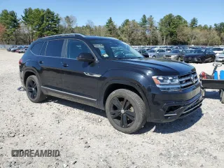 2018 Volkswagen Atlas SE with VIN 1V2PR2CA2JC526598, listed as a Copart auction lot 53878145 with 84,760 mi miles and Salvage title. Bid and sale history available at DreamBid. Image 4.