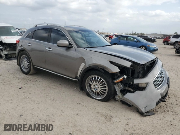 2009 Infiniti FX z VIN JNRAS18U49M101348, wystawiony jako Copart lot #48362425 z przebiegiem 183 928 mil mil oraz Szkoda całkowita • Salvage title. Historia ofert i sprzedaży dostępna na DreamBid. Obrazek 4.
