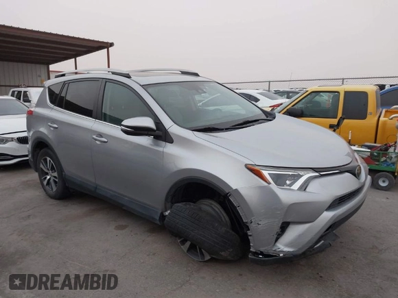 2018 Toyota RAV4 XLE with VIN 2T3WFREV7JW481136, listed as a IAAI auction lot 41545502 with 45,610 mi miles. Bid and sale history available at carsss.com. Image 1.